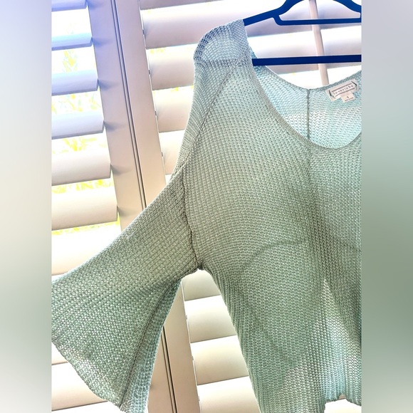 blue crochet sweater - Picture 3 of 3